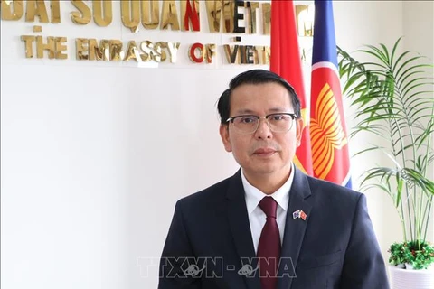  越南驻新西兰大使阮文忠。图自越通社