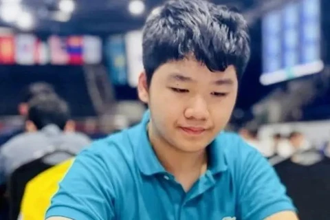 越南棋手丁如杰2024年亚洲青少年国际象棋锦标赛摘金。图自《西贡解放报》