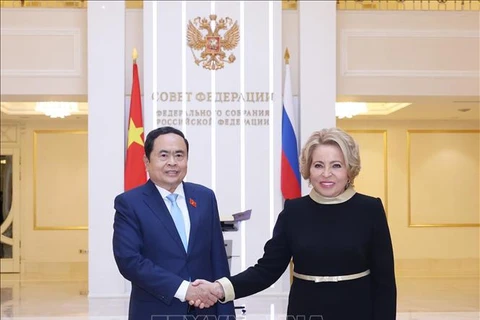 National Assembly Chairman Tran Thanh Man (left) and Speaker of the Federation Council of the Federal Assembly of the Russian Federation Valentina Ivanovna Matvienko. (Photo: VNA)