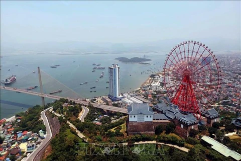 La ville d'Ha Long. Photo: VNA