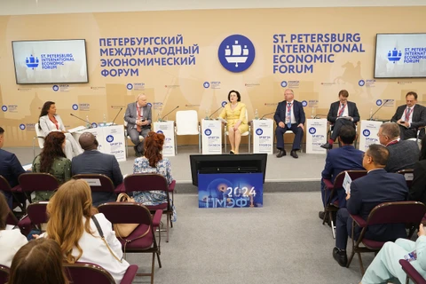 A special dialogue on audit is held within the framework of the 27th St.Petersburg International Economic Forum (SPIEF 2024). (Photo: VNA)