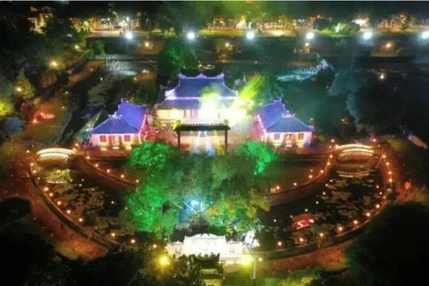 A musical show is held at Thieu Phuong Royal Garden, Imperial City, Hue. (Photo: sggp.org.vn)