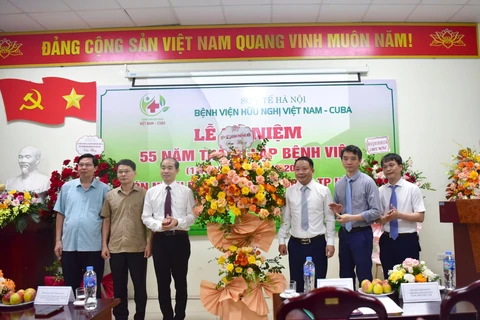 Delegates at the ceremony marking the 55th anniversary of Vietnam-Cuba Friendship Hospital in Hanoi on June 17. (Photo: VNA)