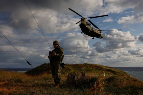 Ground Self-Defense Force troops conduct a military drill on the uninhabited island of Irisuna in Okinawa prefecture in November. (Photo: Reuters)