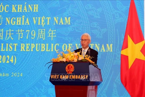 Vietnamese Ambassador Pham Sao Mai speaks at the celebration of the 79th anniversary of the National Day (September 2, 1945-2024) in Beijing. (Photo: VNA)