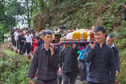 A ritual at Phong Luu Khau Vai Market Festival 2023 (Photo: VNA)
