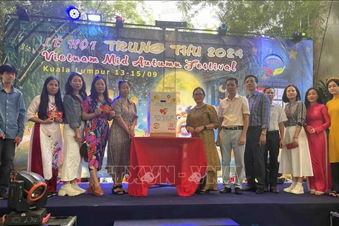 The Malaysia-Vietnam Friendship Association (MVFA) organises a Mid-Autumn festival for children from Vietnamese families living and working in Malaysia. (Photo: VNA)