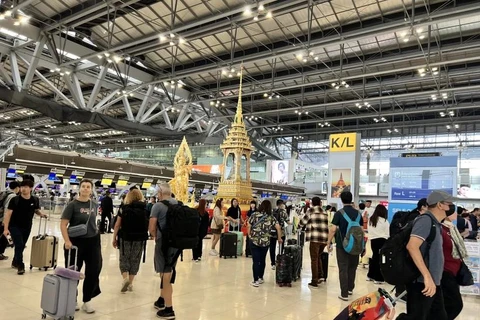 Passengers at Suvarnabhumi Airport, Thailand. (Photo: VNA)