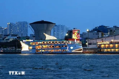 Turismo nocturno en Ciudad Ho Chi Minh. (Fuente: VNA)