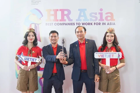 La Academia de Aviación de Vietjet (VJAA) organiza con frecuencia programas de capacitación de nivel internacional para los empleados. (Fuente: Vietjet)