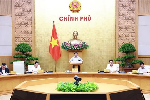 El primer ministro de Vietnam, Pham Minh Chinh, interviene en el evento. (Fuente: VNA)