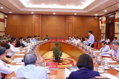 At the second meeting of the organising sub-committee of the 14th National Party Congress in Hanoi on October 18. (Photo: VNA)