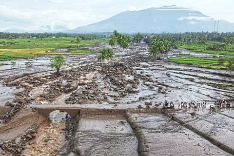 An aerial view showing an area affected by the flash floods and landslides in Tanah Datar, West Sumatra province, Indonesia. (Photo: Reuters) 