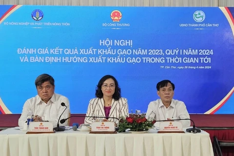 Delegates at a conference to evaluate rice export results in 2023 and the first quarter of 2024, in Can Tho on April 26. (Photo: VietnamPlus)