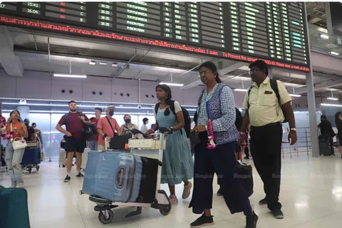 Tourists from India arrive at Suvarnabhumi Airport. (Photo: bangkokpost.com)