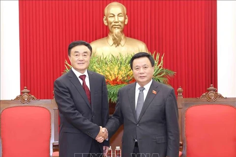 Prof. Dr. Nguyen Xuan Thang, Politburo member, Director of the Ho Chi Minh National Academy of Politics (HCMA), and Chairman of the Central Theory Council and Prof. Dr. Nguyen Xuan Thang, Politburo member, Director of the Ho Chi Minh National Academy of Politics (HCMA), and Chairman of the Central Theory Council of the Communist Party of China (CPC) (Photo: VNA)