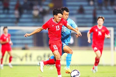 Vietnam drops three places to 119th in latest FIFA rankings (Photo: VNA)