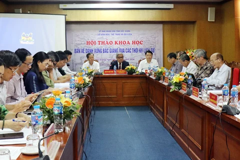 Conférence intitulée "Discuter du nom de Bac Giang au cours des périodes historiques". Photo: bacgiang.gov.vn