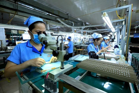 Producción industrial de Vietnam registra recuperación positiva en primer semestre de 2024 