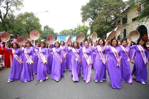 El Mes Ao Dai de Hanói 2024 se lanzará el 1 de octubre. (Foto: dangcongsan.vn) 