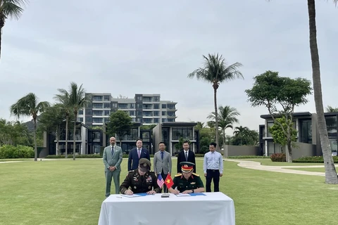 En la ceremonia para entregar a Estados Unidos los restos de sus militares caídos en la guerra de Vietnam (Fuente: VNA)