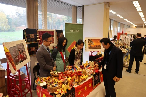 En el stand de Vietnam (Fuente: VNA)