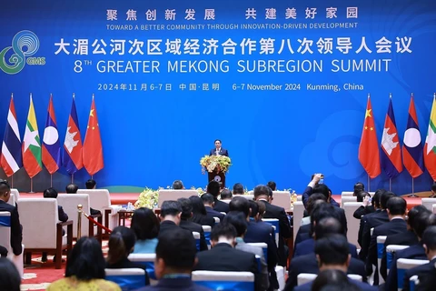 Weekly highlights: PM attends regional summits in China