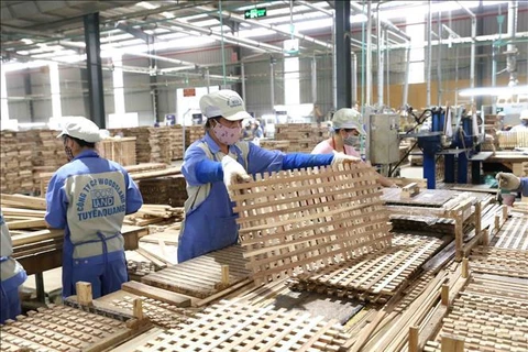 Woodsland JSC has its wooden products shipped to Switzerland. (Photo: VNA)