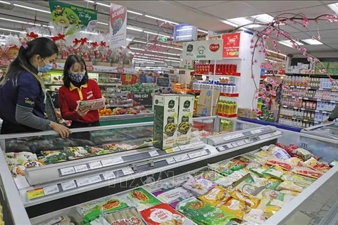 The market is now ready for Tet shopping season. (Photo: VNA)