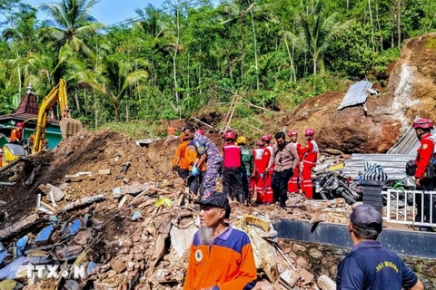 Landslides, flash floods in Indonesia’s North Sumatra kill six, injure seven