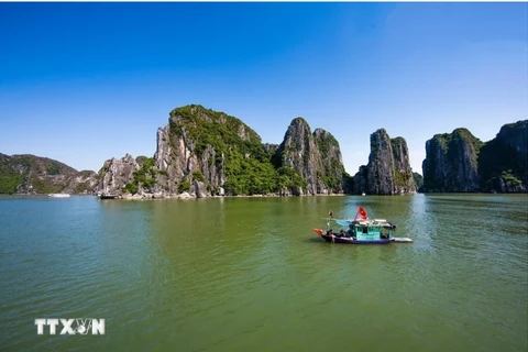 Залив Халонг в северной провинции Куангнинь. (Фото: ВИA)