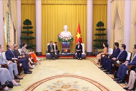 La vicepresidenta Vo Thi Anh Xuan recibió a Boris Rhein, ministro presidente del estado alemán de Hesse (Fuente: VNA)