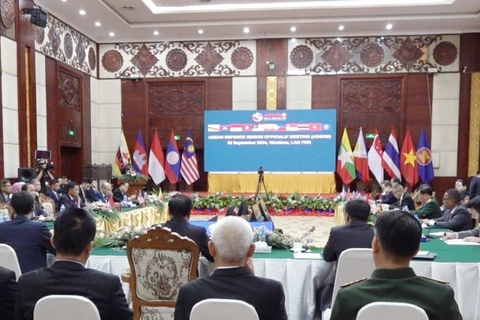 Vue de la réunion des hauts officiels de la défense de l’ASEAN (ADSOM) à Vientiane, au Laos, le 25 septembre. Photo : VNA