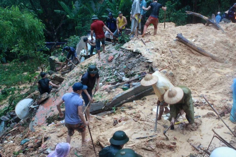 Flood, torrential rain kill 15 in Quang Ninh