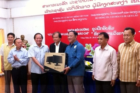  More training courses held for Lao journalists