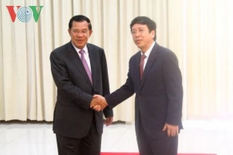 VOV delegation visits Cambodia