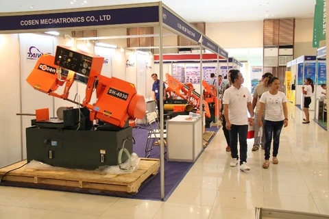 Cambodia kicks off int’l textile, garment industry exhibition