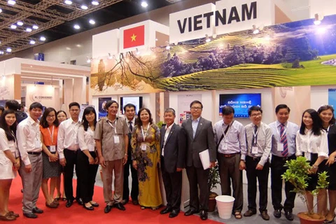 Vietnam introduces communications network to KL Converge