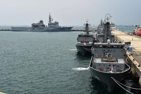 Joint naval exercise takes place in Singapore