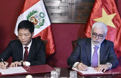 Vietnam, Peru boost trade and economic cooperation