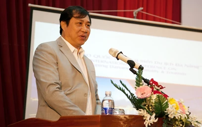 Da Nang leader holds dialogue with Japanese enterprises