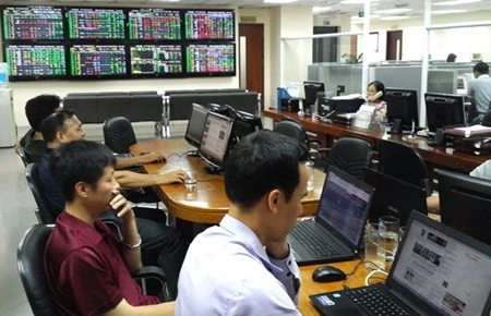 Vietnamese shares fall for third day in a row