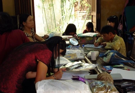 Help for Quang Nam's needy