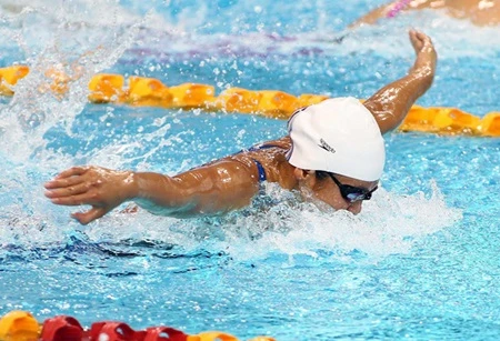 Vien stars in the pool with 16 golds