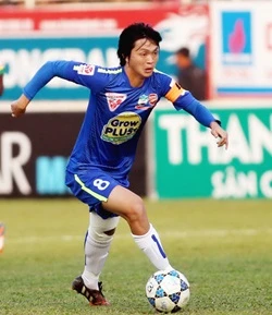 Vietnamese midfielder to play for Japan's Yokohama 