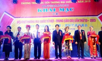  Vietnam-China international trade fair opens