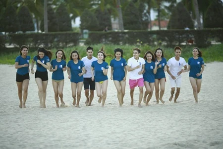 Barefoot athletes to run on My Khe beach 