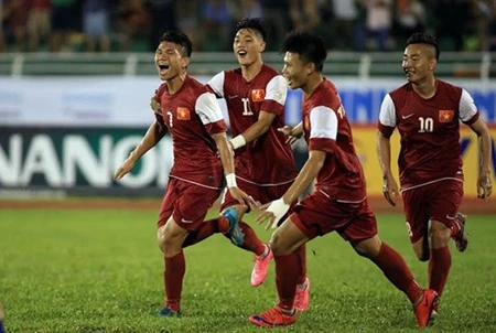 Vietnam cruise to victory over Thailand