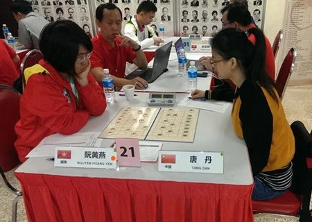 Yen wins silver at Chinese Chess Championships