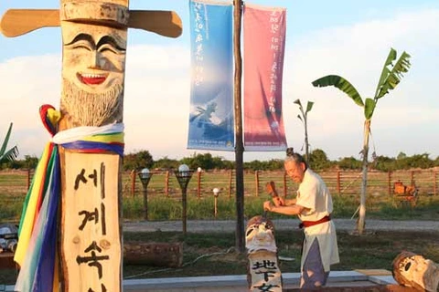 RoK hopes to organise world cultural exhibition in HCM City